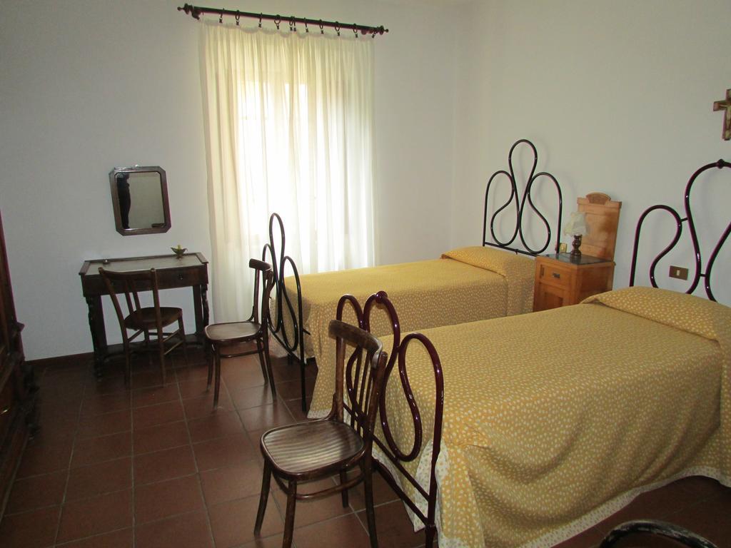 Agriturismo Dea Valfabbrica Exteriér fotografie